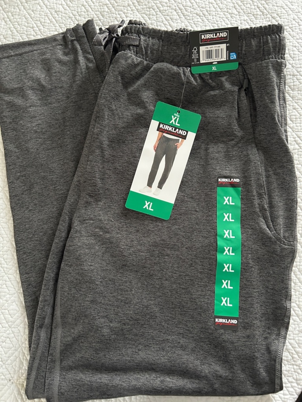 Kirkland Signature Green & Dark Gray Men's Active Pant Tag